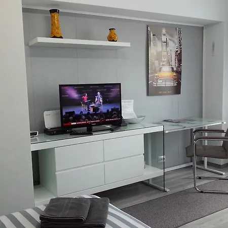 Universitate Apartment