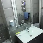 Universitate Апартаменти *
